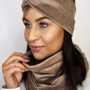 Welurowa mocca opaska na głowę Shelli - MOCCA